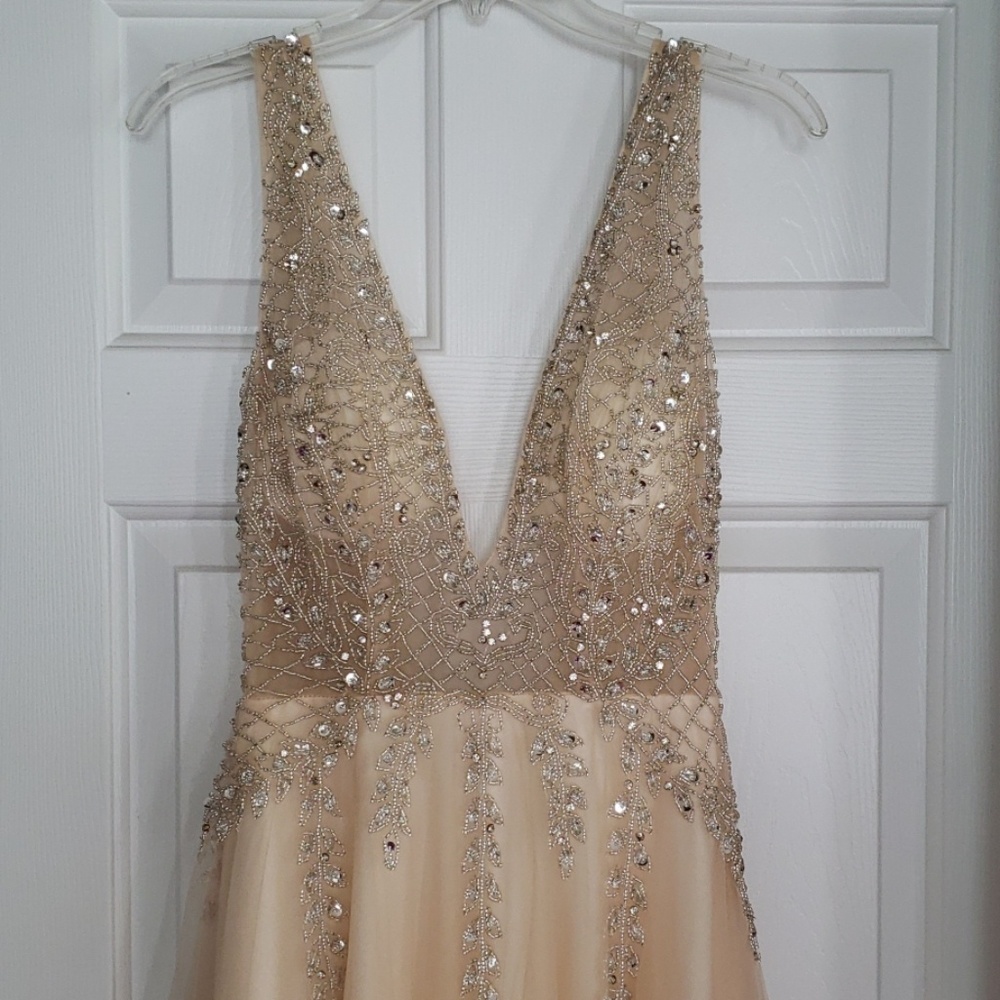 Formal Wedding /Prom Ballgown Dress NWOT Size 4/6